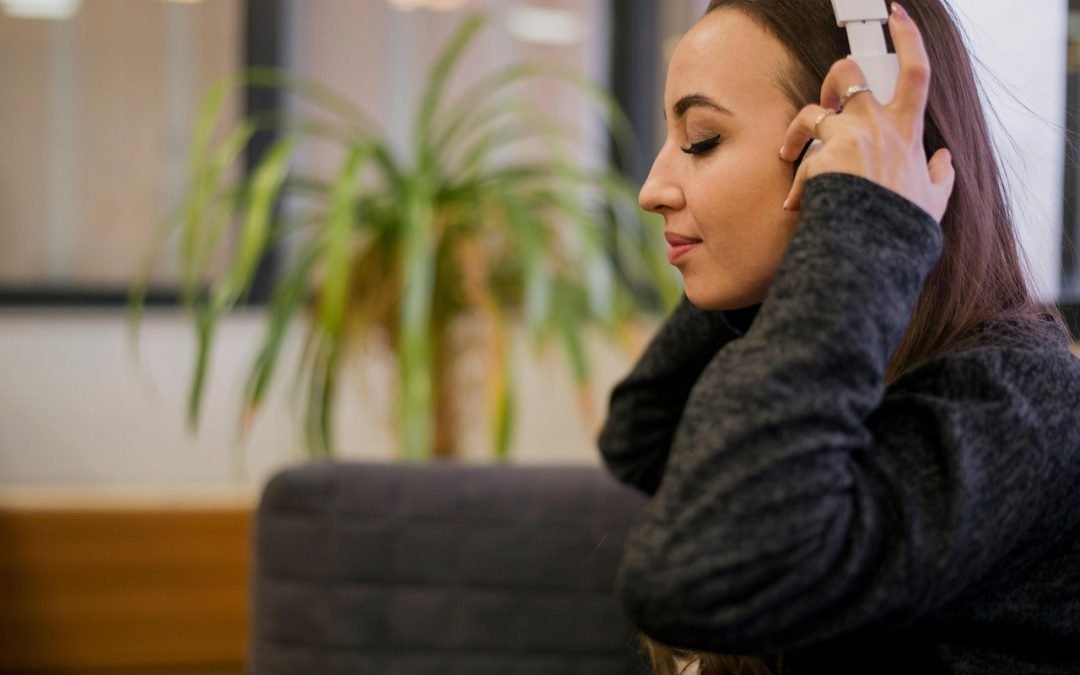 Comment l’hypnose peut vous aider à améliorer votre sommeil ?