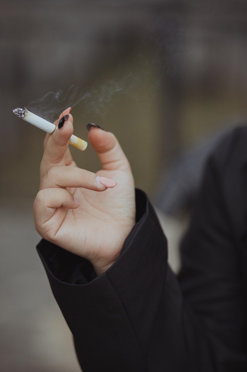 découvrez les causes, symptômes et solutions pour mieux comprendre et combattre l'addiction. conseils et soutien pour retrouver votre équilibre.