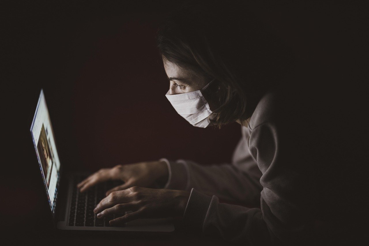 découvrez la psychologie énergétique clinique, une approche intégrative combinant techniques énergétiques et principes psychologiques pour améliorer le bien-être mental et émotionnel.